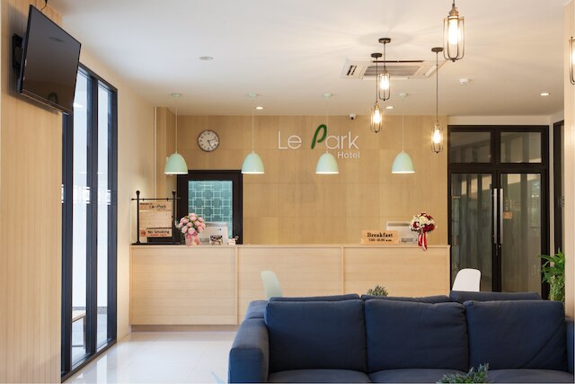 ル パークホテル