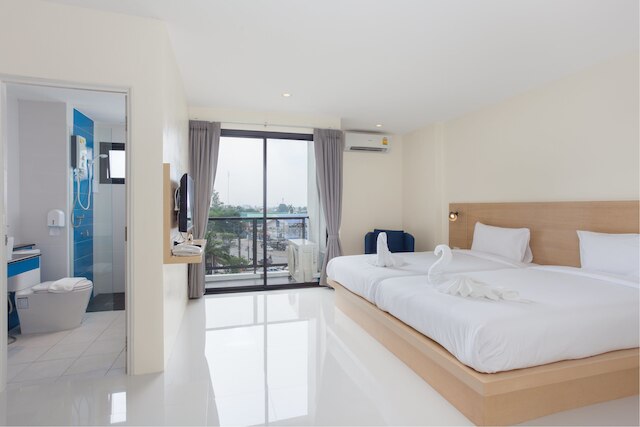 ル パークホテル