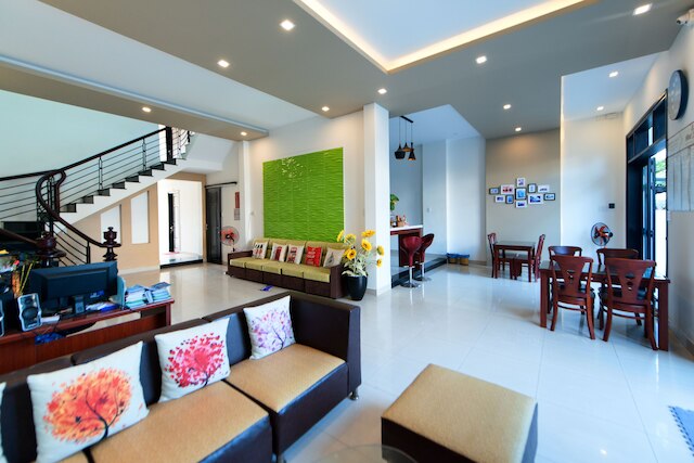 ビズ ハウス ホームステイ