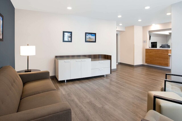 ウッドスプリング スイーツ デイトナ ビーチ インターナショナル スピードウェイ