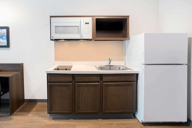 ウッドスプリング スイーツ デイトナ ビーチ インターナショナル スピードウェイ