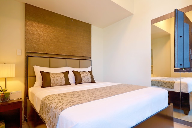 カレンシー サービスド スイーツ