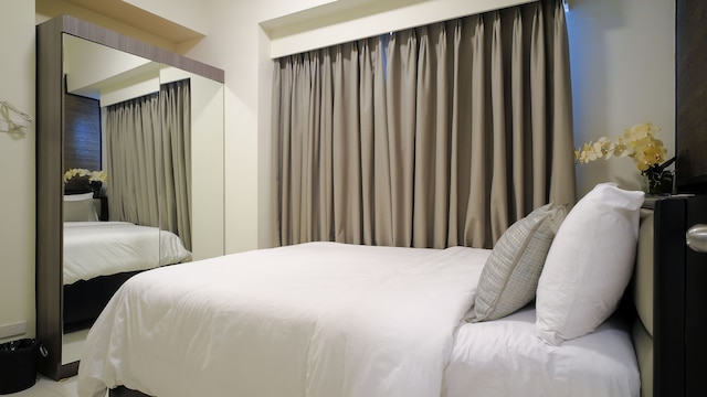 カレンシー サービスド スイーツ