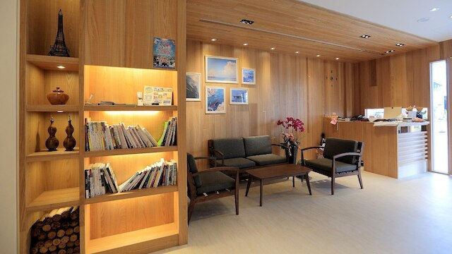 ステーション 100 m B&B (車站 100 米民宿)