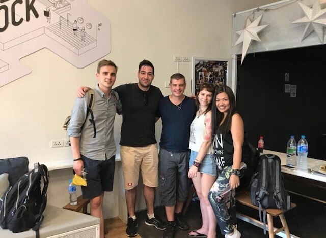 ベッド ワン ブロック ホステル