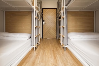 ベッド ワン ブロック ホステル