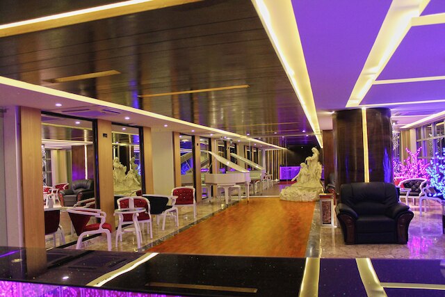 ホテル ヌールジャハン グランド