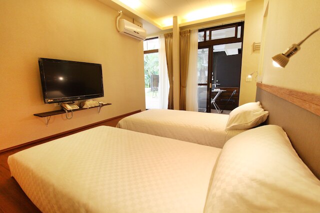 HK77 ヴィラ (新港 77 Villa 民宿)