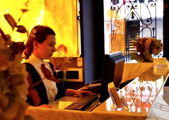 ジェノバ ホテル