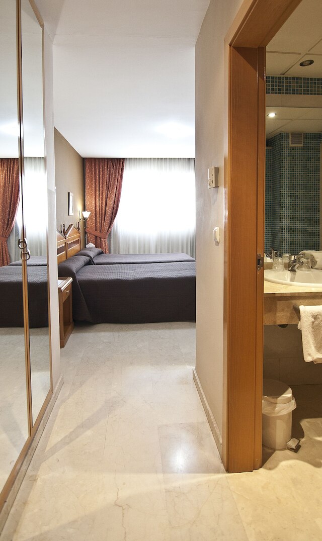 ホテル NS アルボルト