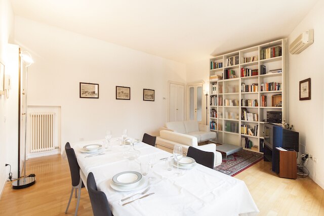 アット ホーム ハート オブ ミラノ - メルカンティ