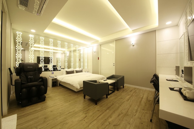 プレミアム アヴァ ホテル ササン