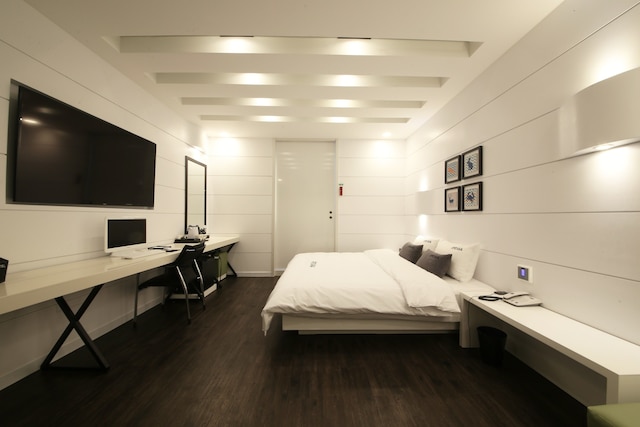 プレミアム アヴァ ホテル ササン