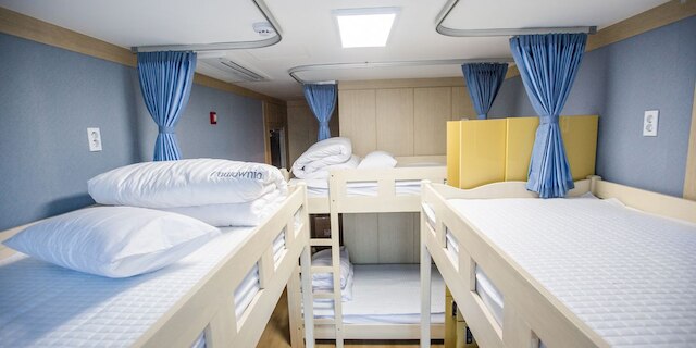 ポウロウニア ホステル & ゲスト ハウス