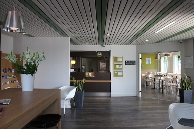 B&B ホテル ラ ロシェル センター