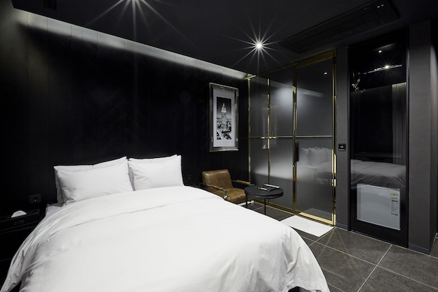 ホテル ジ アーティスト ヨクサム