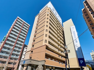 東横 INN 大阪阪急十三駅西口 1