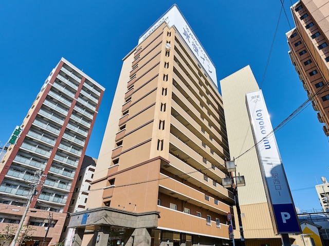 東横 INN 大阪阪急十三駅西口 1