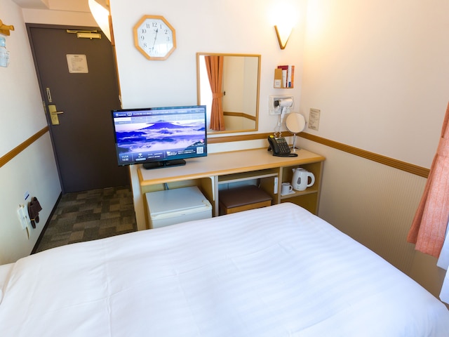 東横 INN 岡山駅西口広場