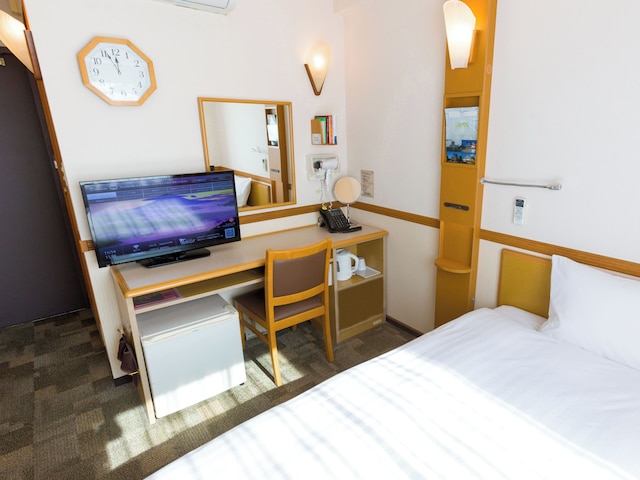 東横 INN 甲府駅南口 1