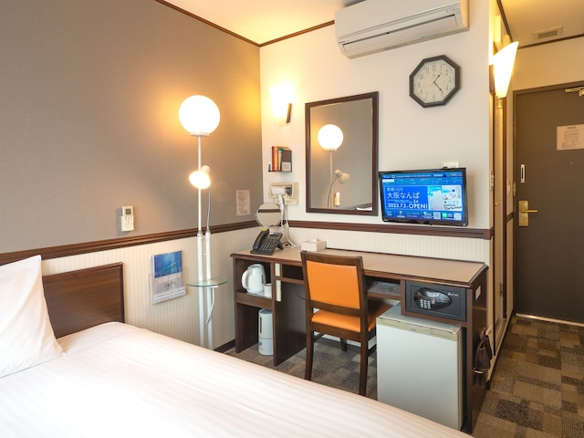 東横 INN 新大阪中央口本館