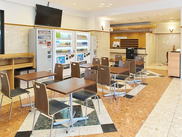 東横 INN 名古屋駅桜通口本館