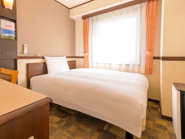 東横 INN 本厚木駅南口