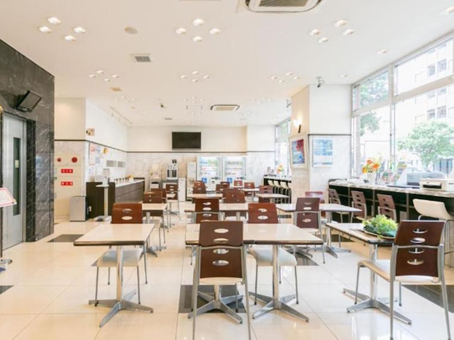 東横 INN 下関海峡ゆめタワー前