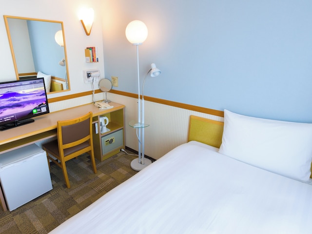 東横 INN 東京駅新大橋前