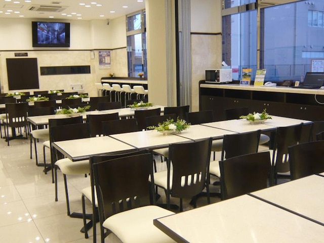 東横 INN 八潮駅前