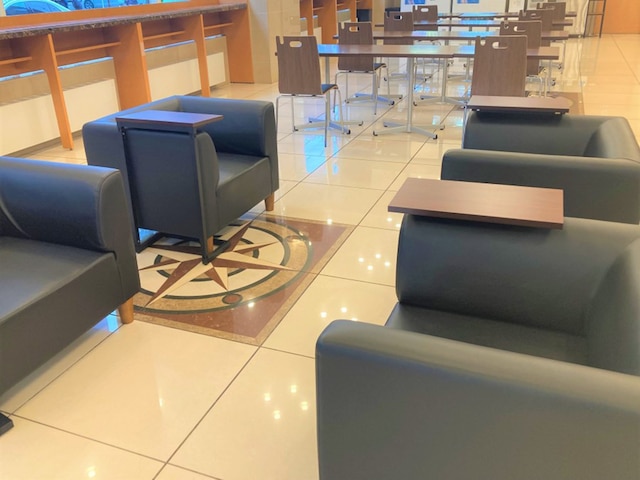 東横 INN 高崎駅西口 1