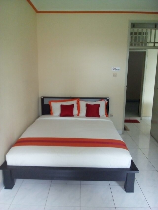 シンプリー ホーミー トゥバグス ダゴ