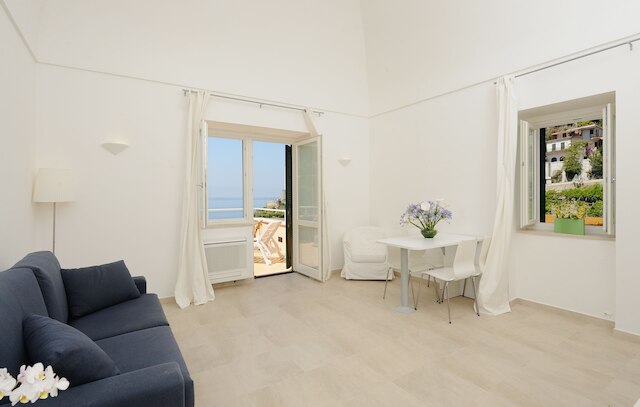 ラ ドルチェ ヴィータ レジデンス