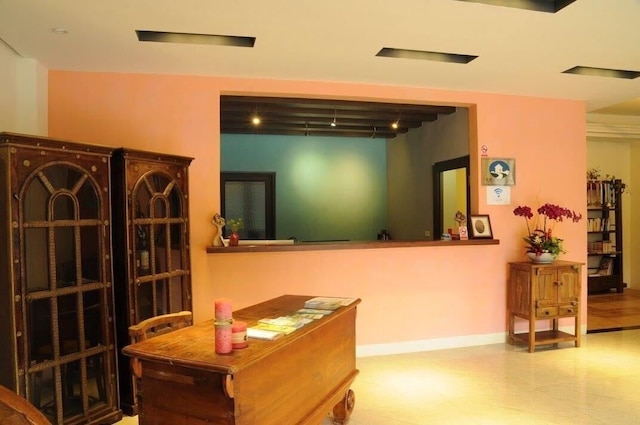 レイクサイド 46 (湖畔 46 民宿)