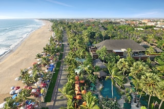 レガン・ビーチ・ヴィラズ