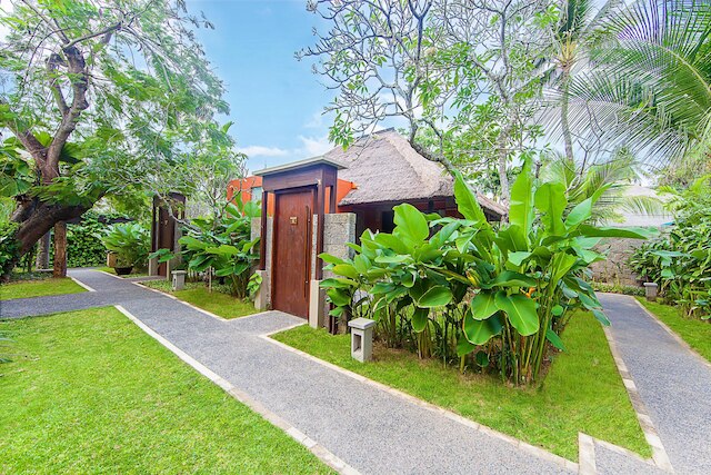 レガン・ビーチ・ヴィラズ