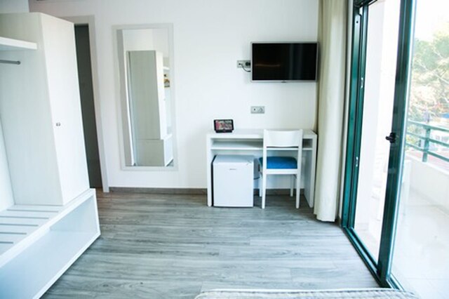 ホテル ロサレス フォルメンテラ