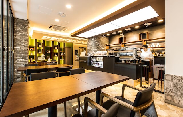 スリープ ウィズ ユア ペット オンリー - ザ パテル