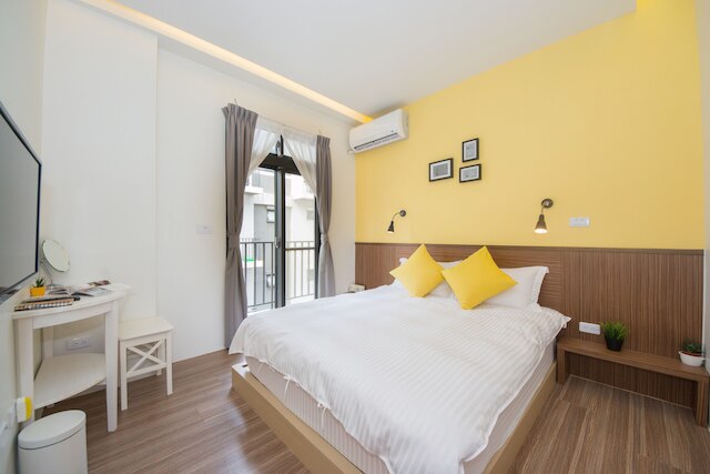 シンプル トラベル ステイ (極簡旅行)