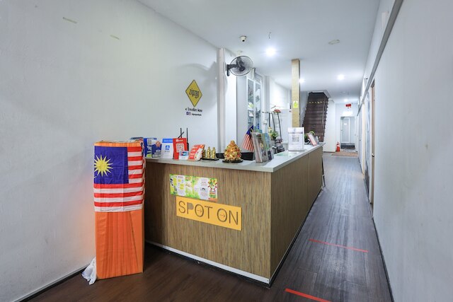 スポット オン 90236 ジグザグ トラベラーズ ホーム -  ホステル