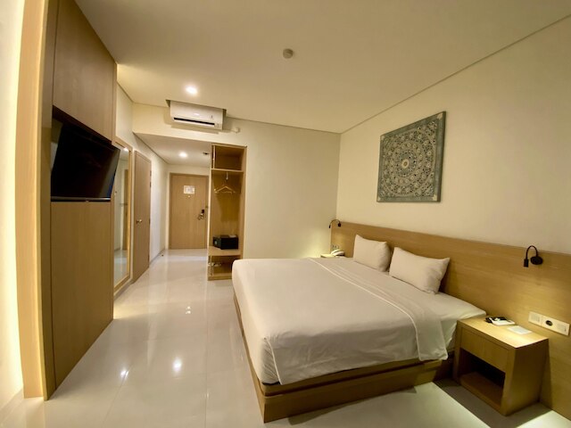 OPI インダー ホテル