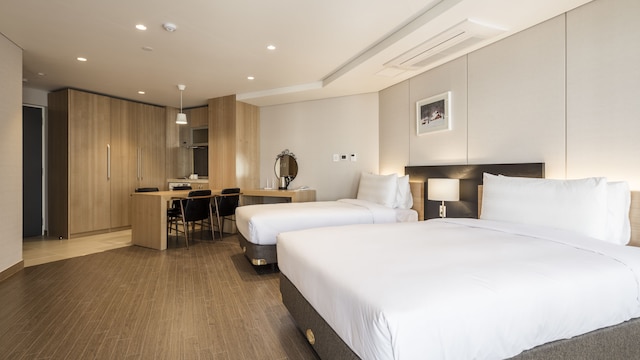 ザ ファースト ステイ ホテル