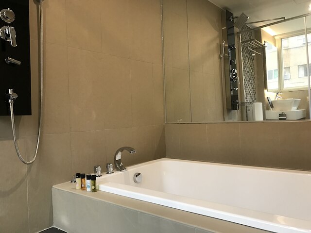 フェアリーテイル イースー ホット スプリング ホテル (童話藝宿湯旅)