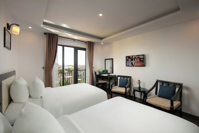 ホイアン ローズ ガーデン ホテル