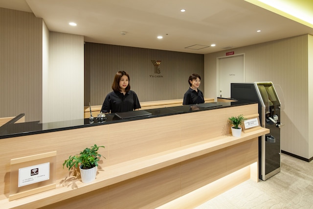 ワイズキャビン大阪難波