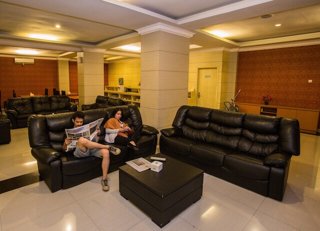 ラジャ レジデンス