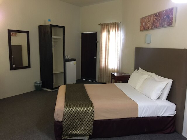 サイモンズ プレイス