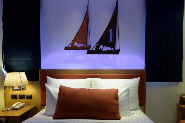 ディープ ブルー Z10 パタヤ