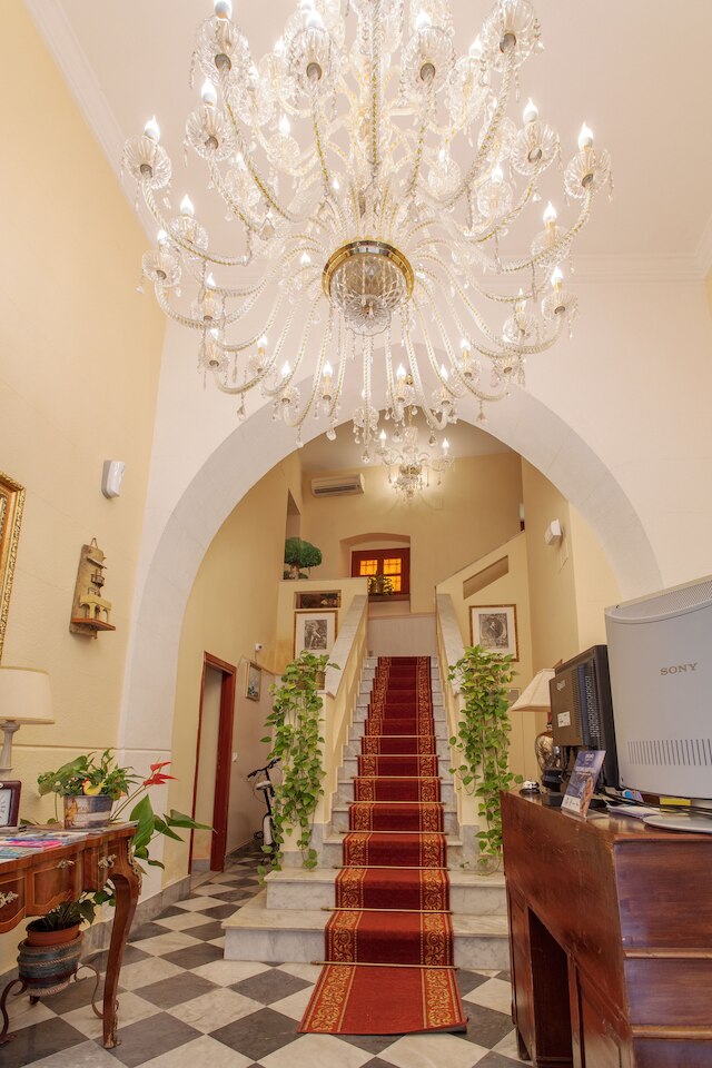 アル ピアッツァ マリーナ B&B