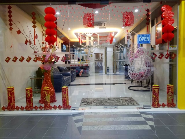 ロイヤル ホテル